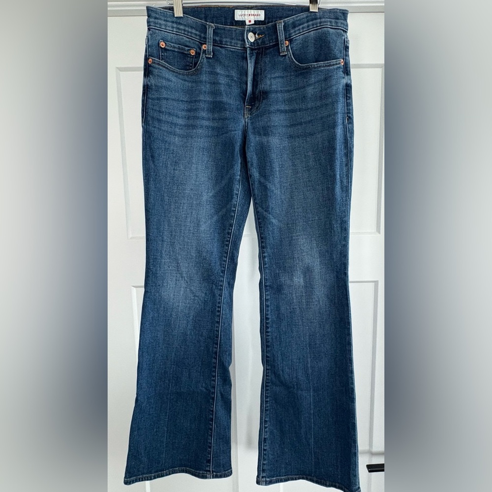 Lucky Brand Size 6 28 R ‘Sweet’ Mid Rise Straight Boot Jean in Starry Night